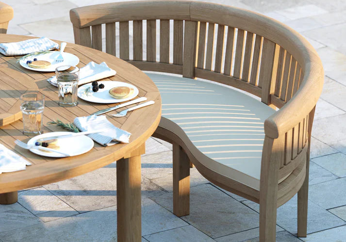 garden party ideas - relaxed summer ideas with teak 